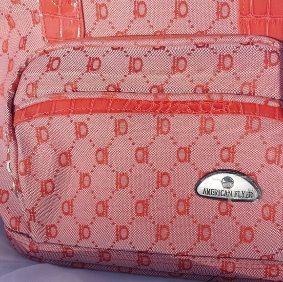 American flyer cosmetics satchel - Picture 2 of 14